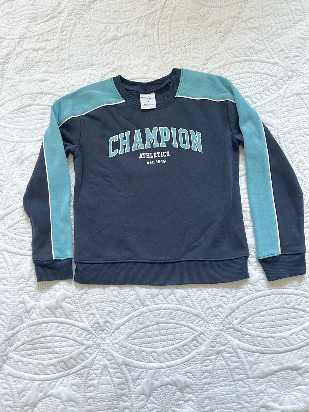 Champion Navy Crewneck Sweatshirt Blue Colorblock Pullover Kids Size 8